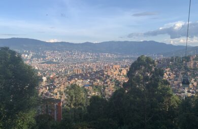 Villes d’Amérique latine, espace, modes de vie et participation, par Nicolas Angelcos (Universidad de Chile, Chili) et Guénola Capron (Universidad Autonoma Metropolitana, Mexique)